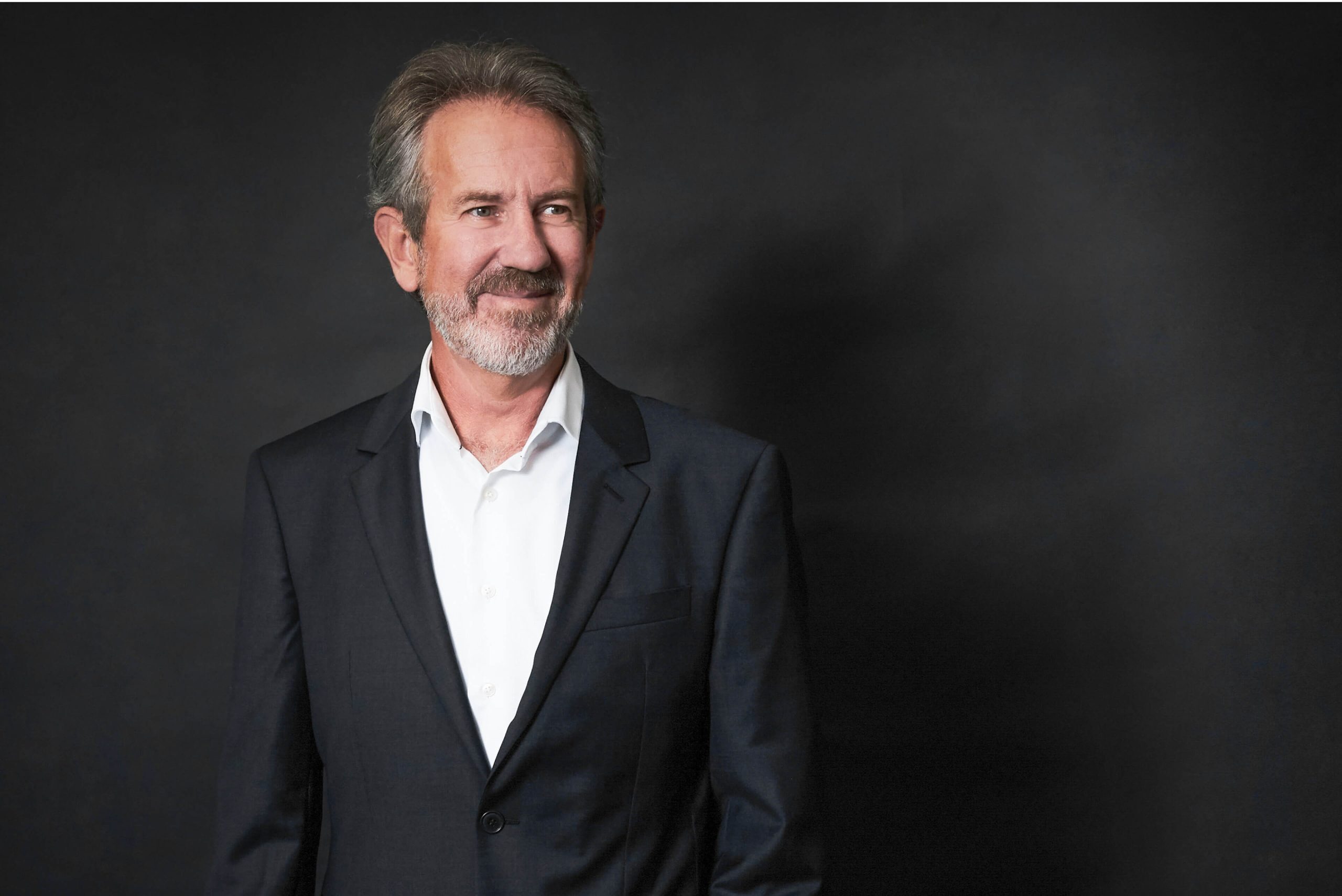 Clive Wickham Celebrates His 20th Anniversary