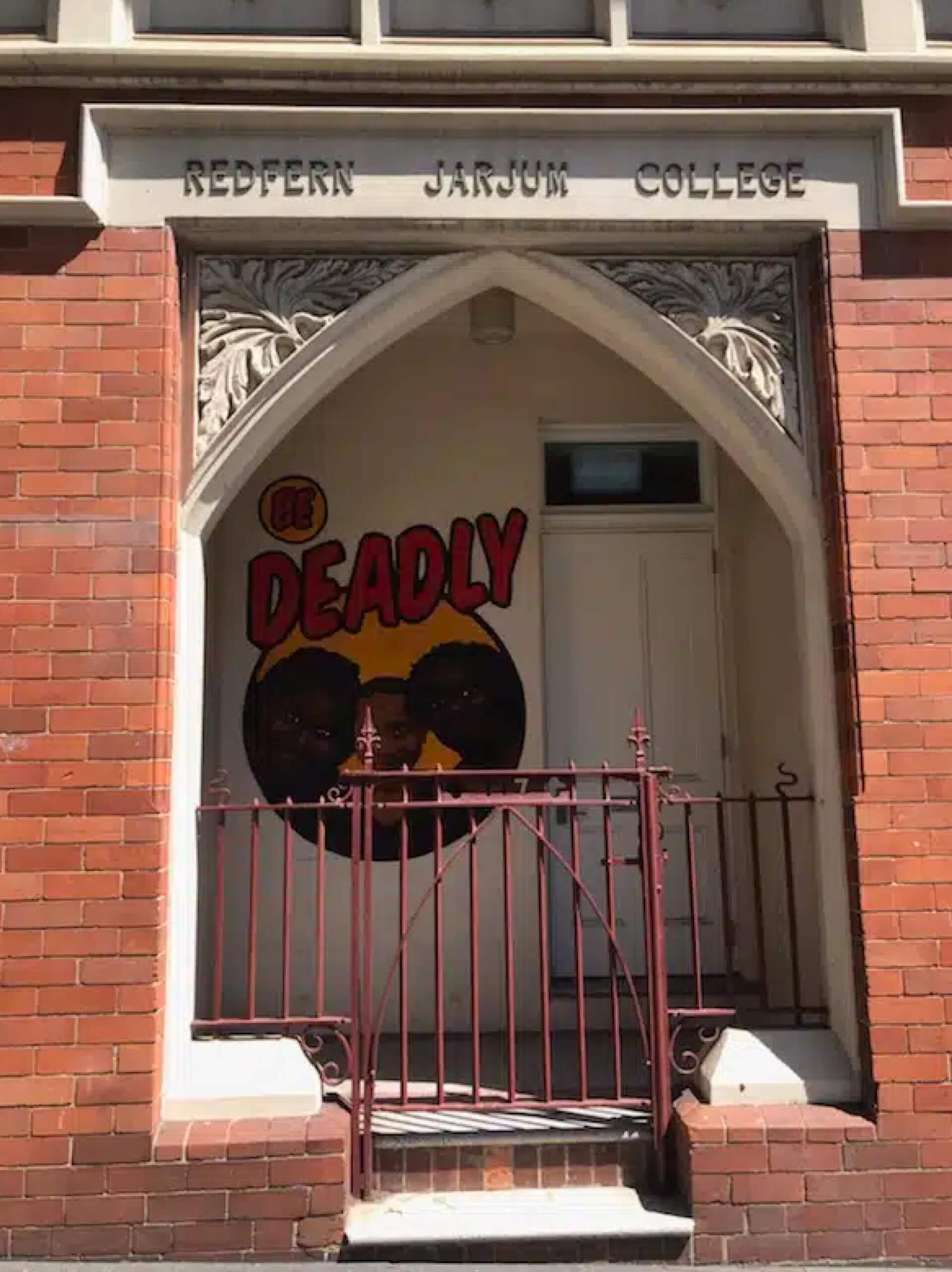 003 deadly front door artwork jarjum school redform pif taylor refurbishment and live environments