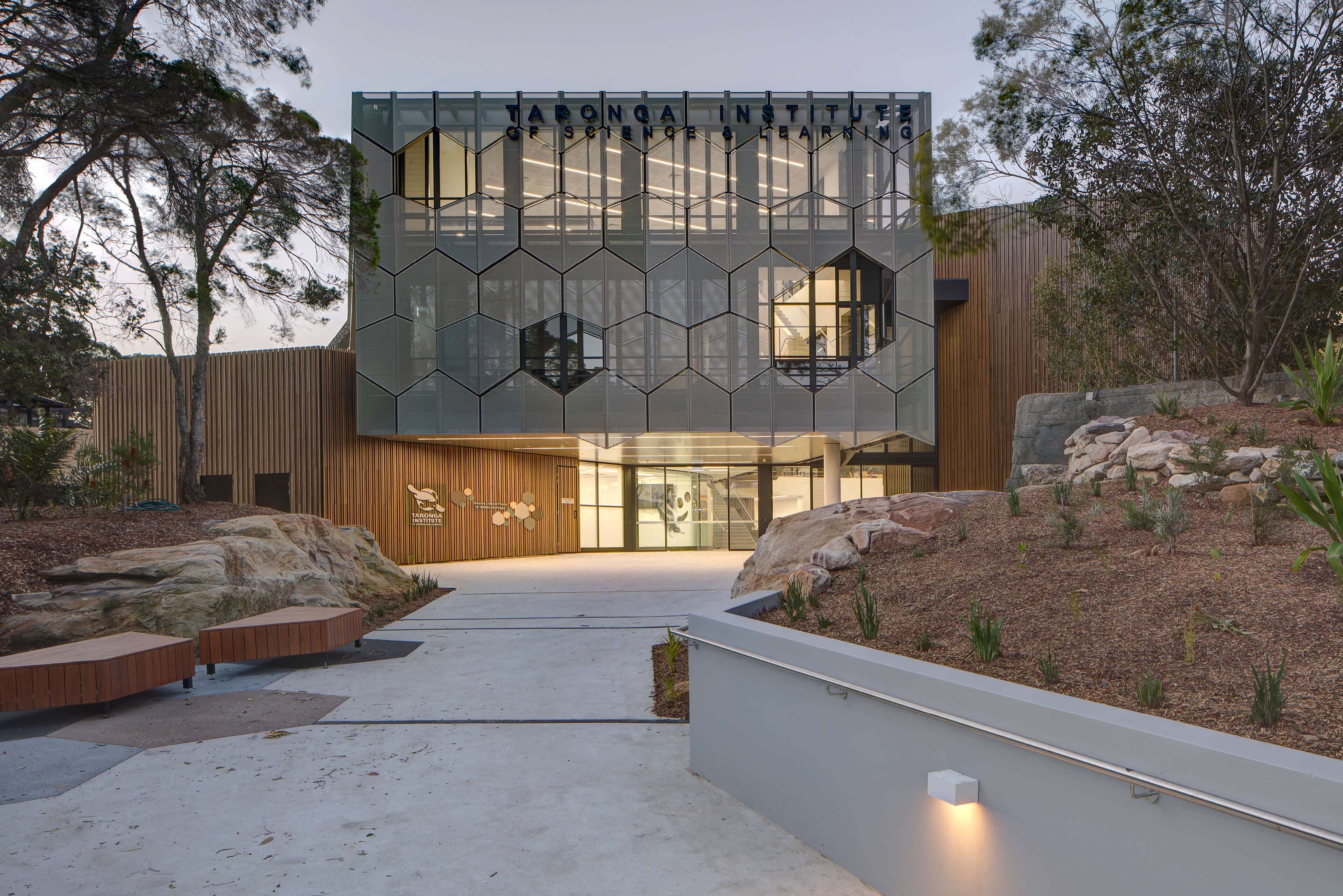 Taronga Institute of Science & Learning