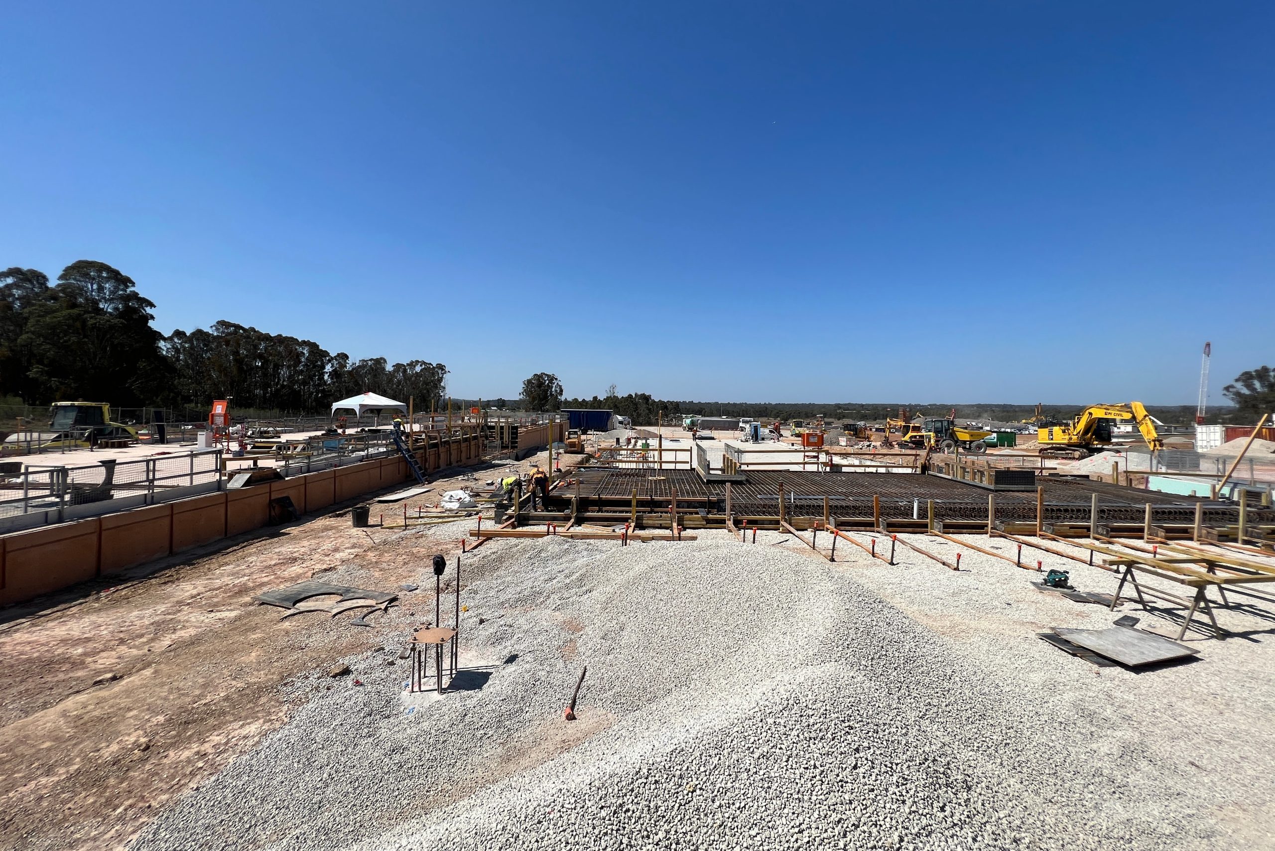 2 progress shot the first building advanced manufacturing research facility taylor construction commercial
